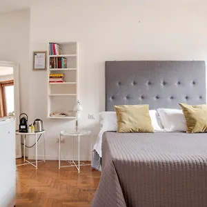 Pensjonat Landlord 71 -, Bari